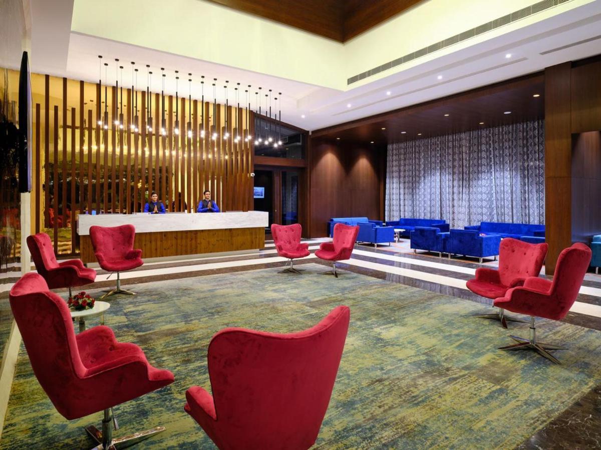 Essentia Luxury Hotel 인도르 외부 사진