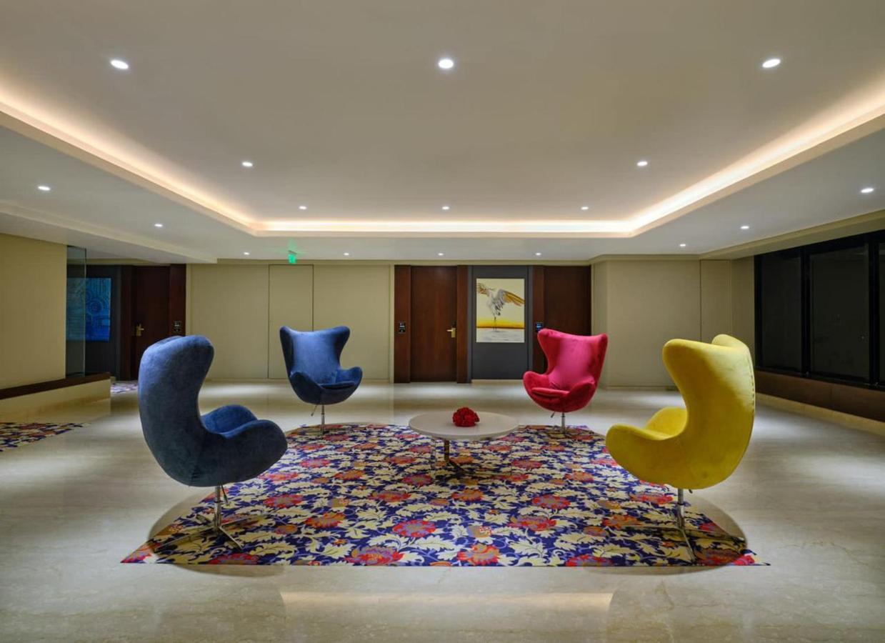 Essentia Luxury Hotel 인도르 외부 사진